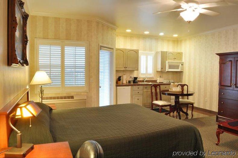 Grass Valley Courtyard Suites Rom bilde