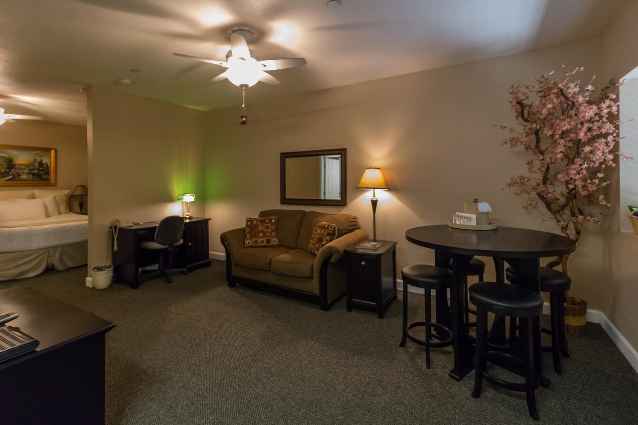 Grass Valley Courtyard Suites Eksteriør bilde